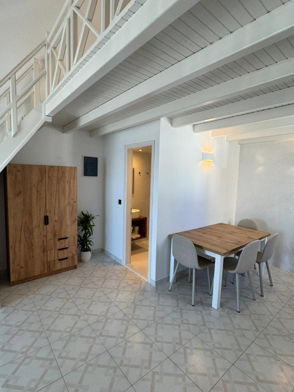 Gervi Suites Fira  Exterior foto